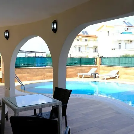 Villa Belek'te Modern Mimarili, Havuzlu Villa-awz159 Serik